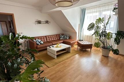 Schicke 4 Raum DG Wohnung ** EBK**im Zentrum von Dessau-Roßlau