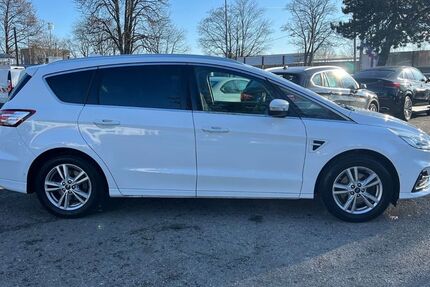 Ford S-Max 169.000 km 15.900 &euro; München 81243