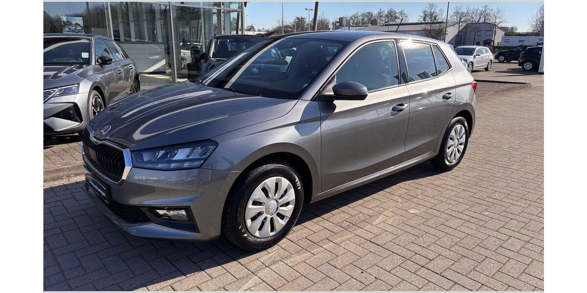 Skoda Fabia 10.950 km 17.490 &euro; Bremen 28357