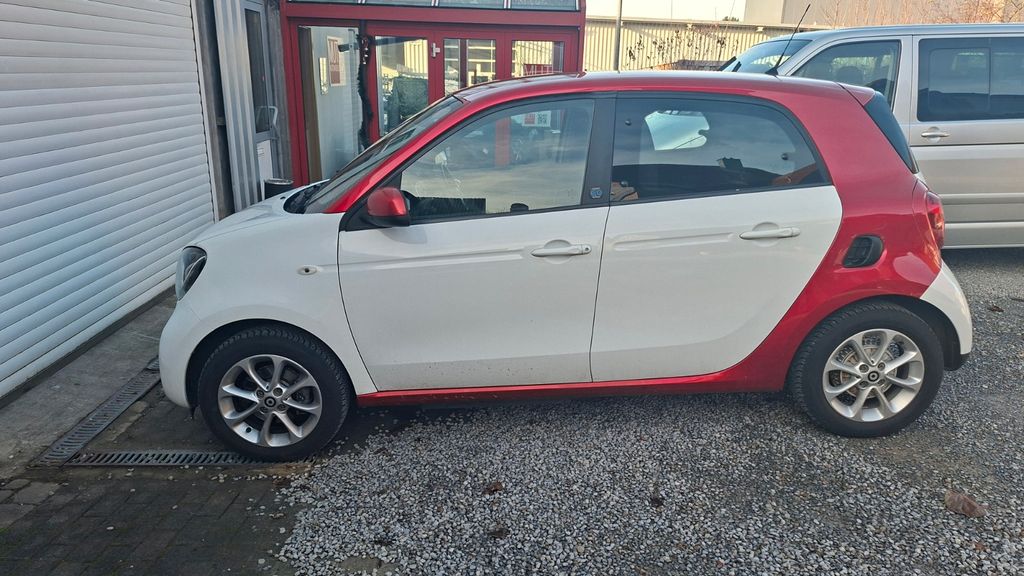 Smart ForFour 32.500 km 7.999 € Detmold 32758
