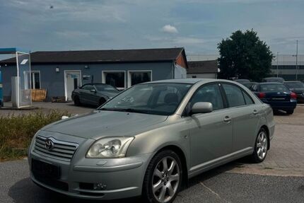 Toyota Avensis 155.569 km 1.690 &euro; Velten 16727