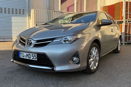 Toyota Auris 113.000 km 8.850 &euro; Lichtenstein 72805