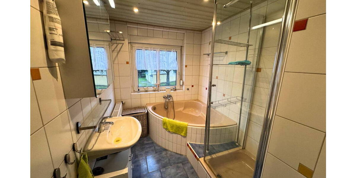 Mehrfamilienhaus, Wohnhaus Glauchau Reinholdshain - 1 Zimmer, 258 m&sup2;, 395.000&euro; | Angebot:26064927