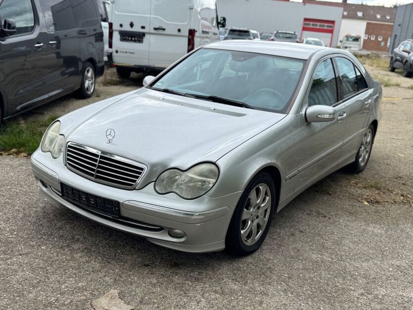 Mercedes-Benz C 180 260.000 km 2.499 € Ludwigshafen 67071