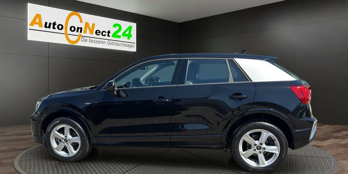 Audi Q2 35 TFSI S line S Tronic/Kamera/PDC/ACC/SHZG/LED 7.197 km 29.440 &euro; Bamberg 96052