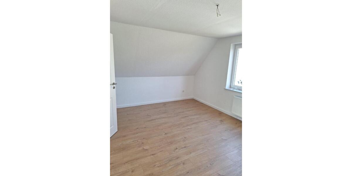 Doppelhaushälfte Bad Oldesloe - 4.5 Zimmer, 112 m&sup2;, 1.430&euro; | Angebot:25360666