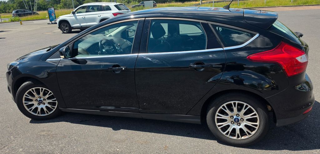 Ford Focus 193.000 km 3.200 &euro; Volkach 97332