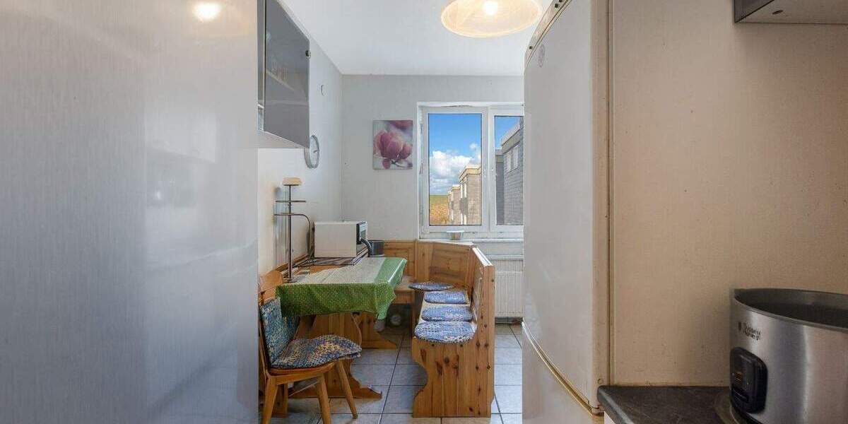 Etagenwohnung Leverkusen Lützenkirchen - 3 Zimmer, 76 m&sup2;, 130.000&euro; | Angebot:25628961