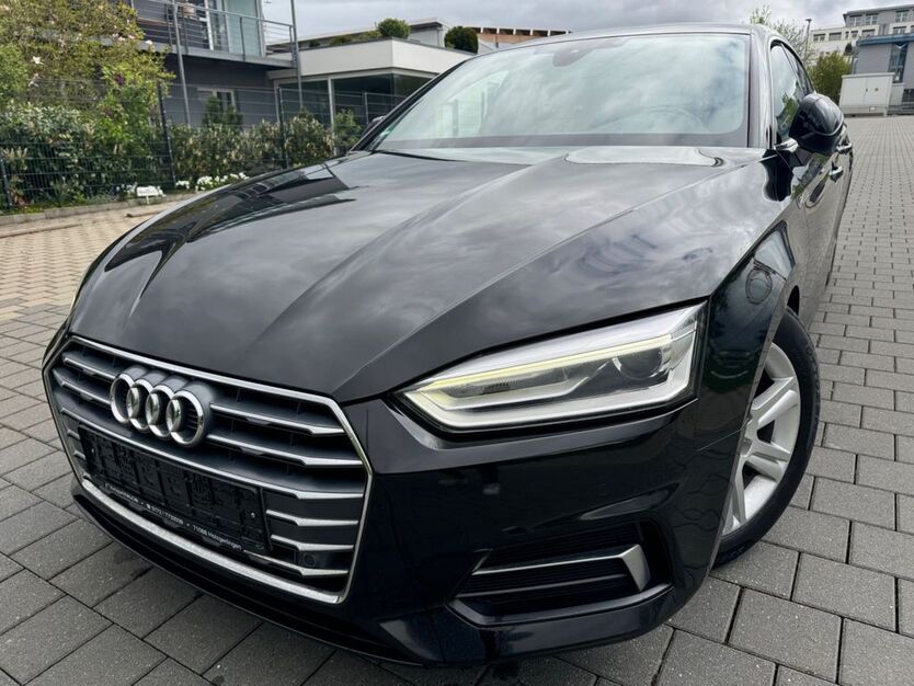 Audi A5 252.000 km 15.980 € Holzgerlingen 71088