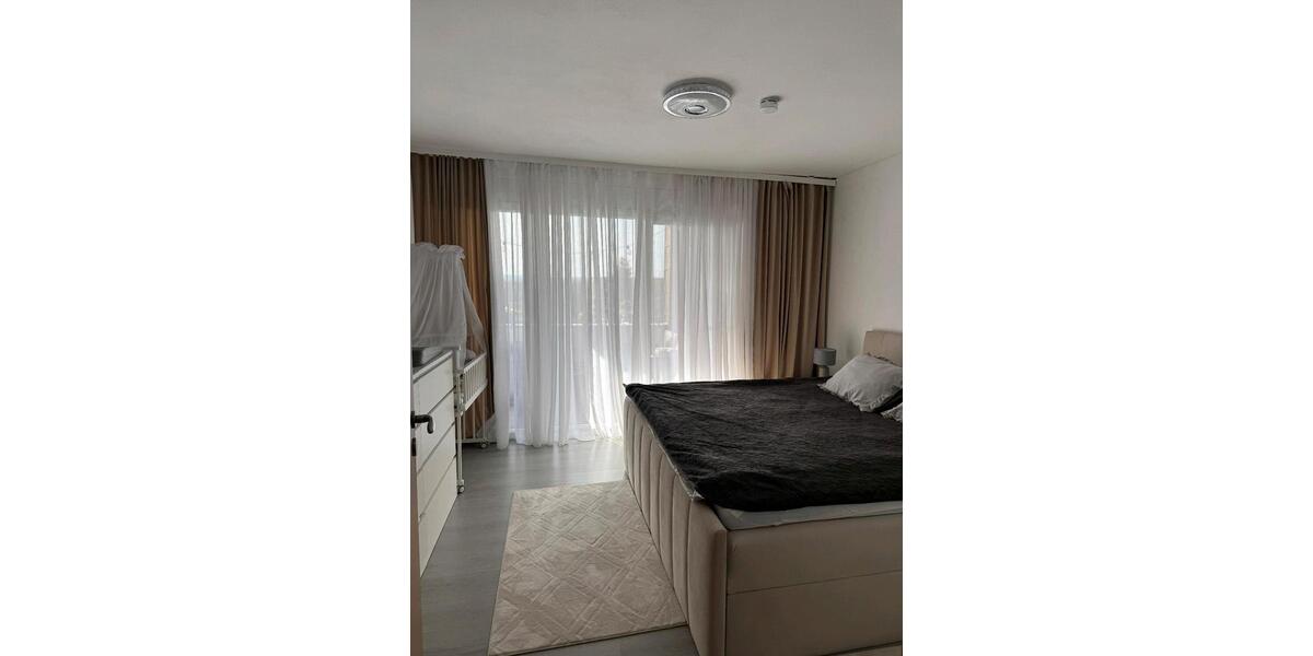 Etagenwohnung Lengede - 3 Zimmer, 80 m&sup2;, 1.100&euro; | Angebot:25383170