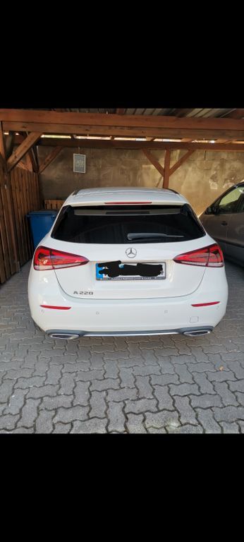 Mercedes-Benz A 220 92.000 km 22.400 € Darstein 76848