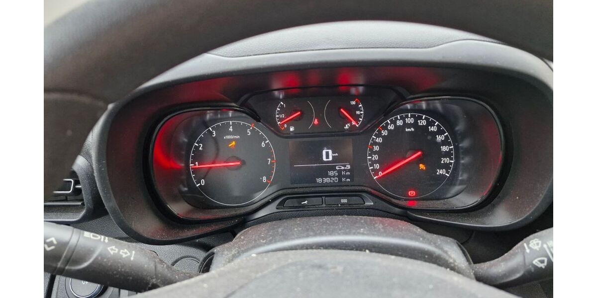 Opel Combo 187.000 km 8.400 € Kirchentellinsfurt 72138