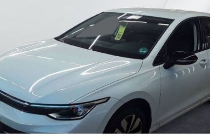 VW Golf 24.837 km 25.970 &euro; Dingolfing 84130