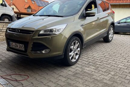 Ford Kuga 185.000 km 5.800 € Edelsfeld 92265