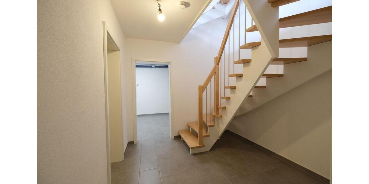 Diesen Ausblick schon beim Aufwachen genießen Großzügige Doppelhaushälfte in Aidling 4 zimmer