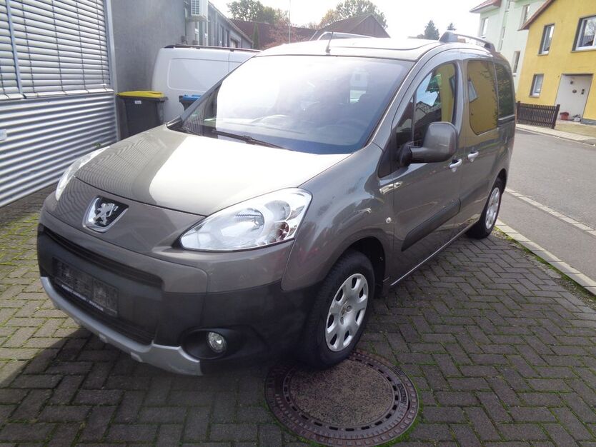 Peugeot Partner 130.381 km 4.900 € Göttingen 37081