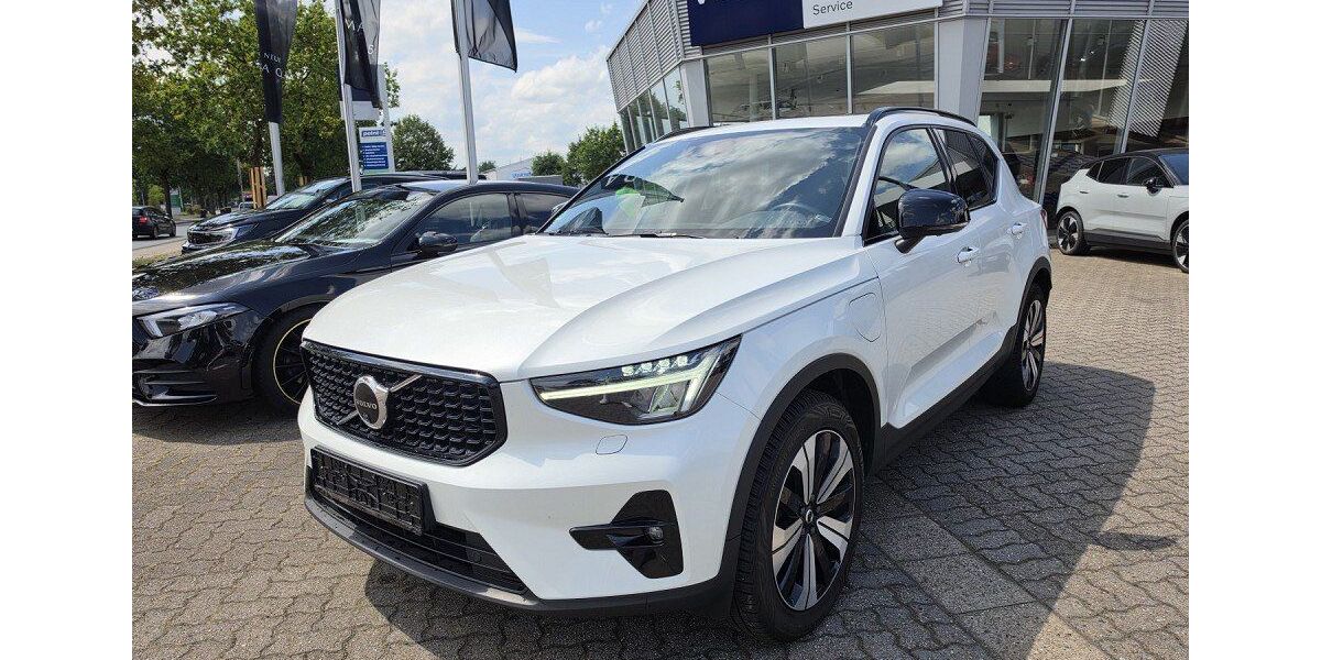 Volvo XC40 93.900 km 29.440 &euro; Zeven 27404
