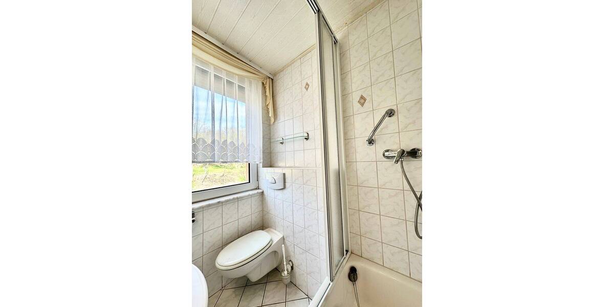 Etagenwohnung Schmalkalden - 3 Zimmer, 67 m&sup2;, 65.000&euro; | Angebot:26273002