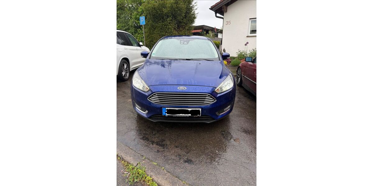 Ford Focus 122.000 km 6.900 &euro; Köngen 73257