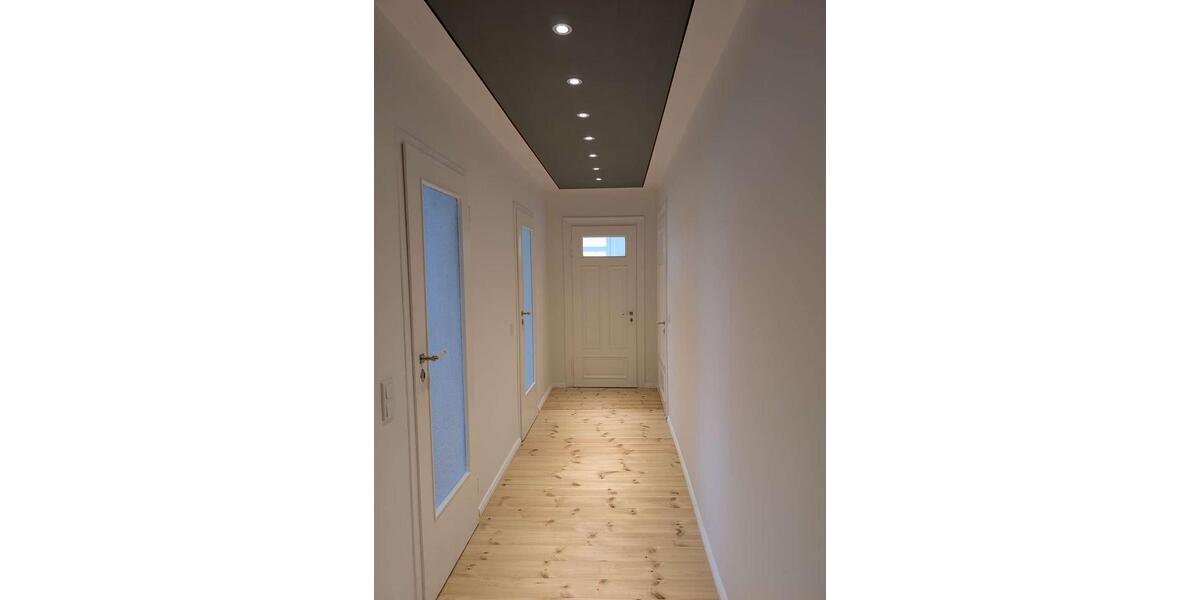 Etagenwohnung Meißen - 5 Zimmer, 100 m&sup2;, 1.000&euro; | Angebot:25442763