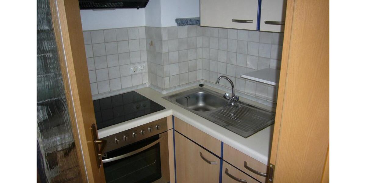 Dachgeschoßwohnung Bad Berneck im Fichtelgebirge - 1 Zimmer, 36 m&sup2;, 72.000&euro; | Angebot:25883193