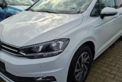 VW Touran 142.579 km 15.950 &euro; Erkelenz 41812