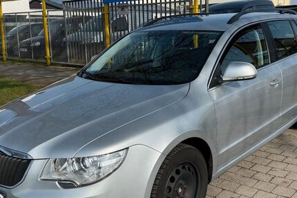 Skoda Superb 146.000 km 4.949 &euro; Osnabrück 49084