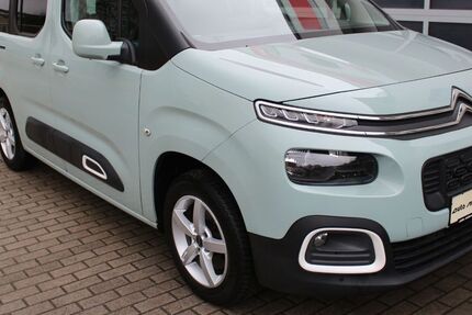 Citroen Berlingo 91.000 km 14.990 &euro; Radebeul-Dresden 01445