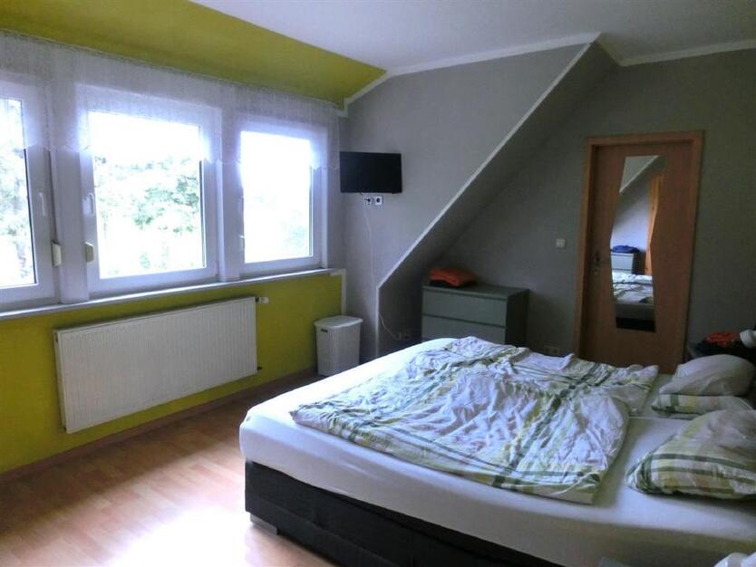 Idyllisch gelegene Doppelhaushälfte mit viel Platz! zimmer