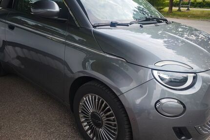 Fiat 500e 4.500 km 19.490 &euro; Fürstenfeldbruck 82256
