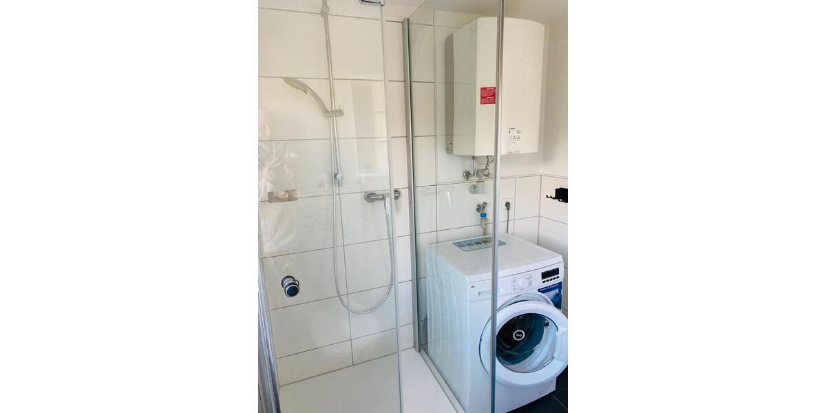 Dachgeschoßwohnung Würzburg Lengfeld - 1 Zimmer, 35 m&sup2;, 600&euro; | Angebot:26351910