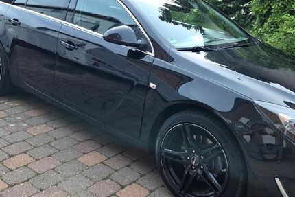 Opel Insignia 216.000 km 6.599 &euro; Vlotho 32602