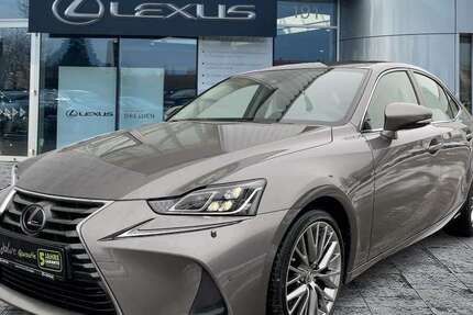 Lexus IS 300 33.250 km 35.990 &euro; Dresden-Radebeul 01139