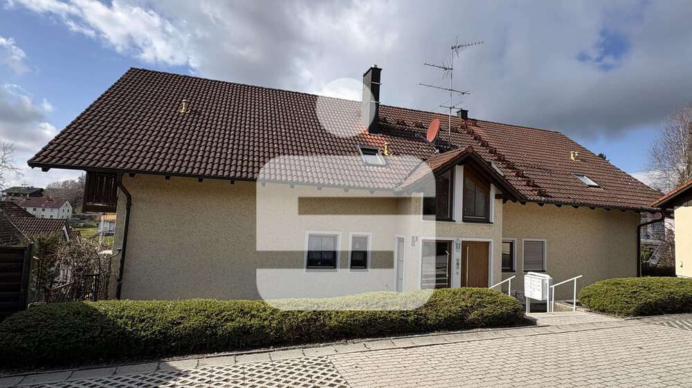 Etagenwohnung Bad Griesbach - 2 Zimmer, 50 m&sup2;, 139.000&euro; | Angebot:26311776