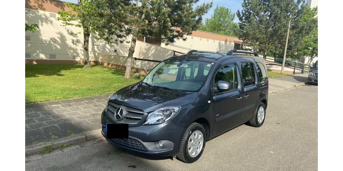 Mercedes-Benz Citan 133.000 km 10.800 &euro; Stein 90547