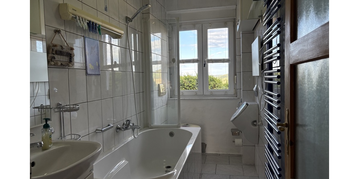 Gemütliche Eigentumswohnung mit Garage, Carport, Garten und herrlichem Blick ins Grüne in Bornhagen - Erdgeschoßwohnung Bornhagen | Angebot:24863855