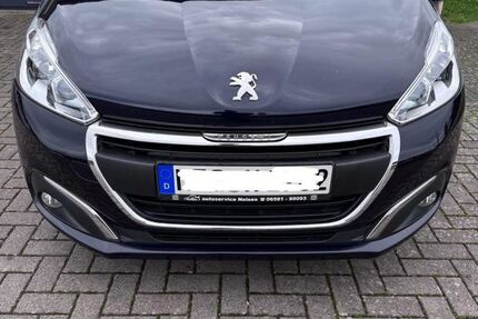 Peugeot 208 96.000 km 7.500 € Saarburg 54439