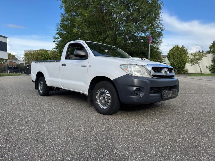 Toyota Hilux 90.500 km 11.350 € Baden-Baden 76532