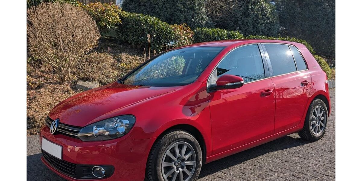 VW Golf 143.040 km 5.950 &euro; Netphen 57250