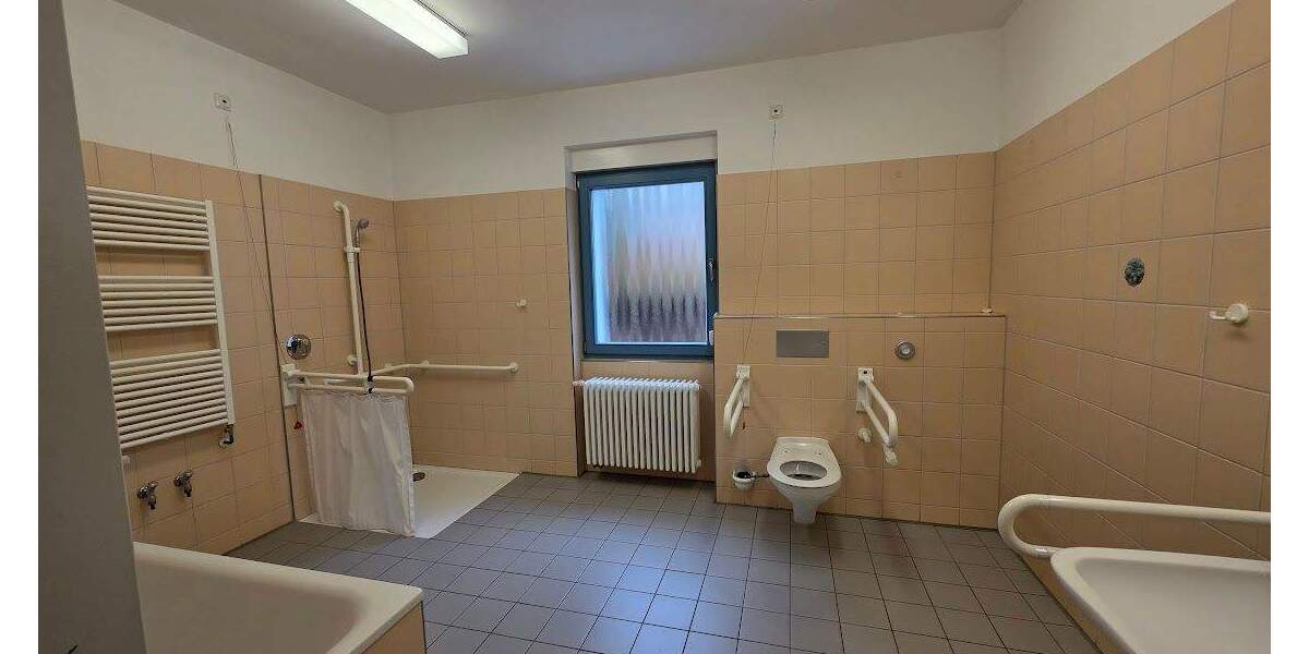 Einfamilienhaus Friesack - 5 Zimmer, 335 m&sup2;, 299.000&euro; | Angebot:25744974