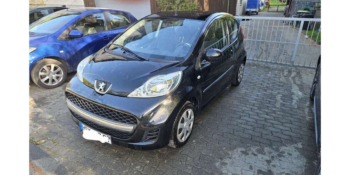 Peugeot 107 121.000 km 2.300 &euro; Meschede 59872