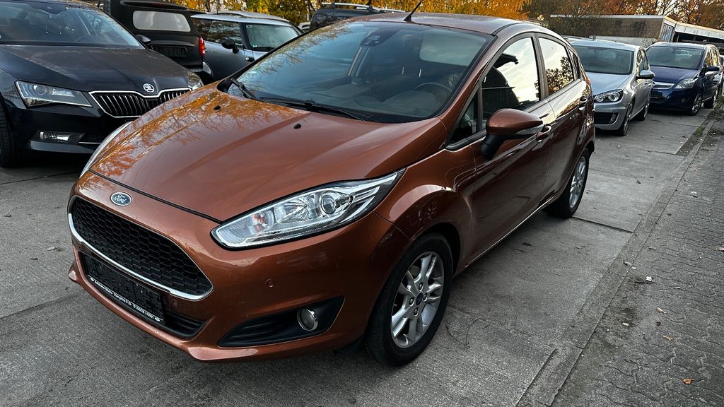 Ford Fiesta 205.000 km 5.000 &euro; Winsen/Luhe 21423