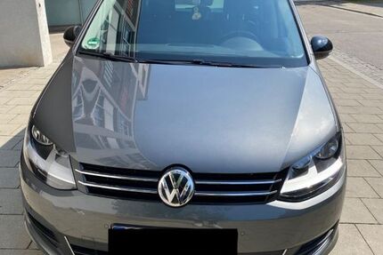 VW Sharan 45.000 km 28.100 &euro; München 81829