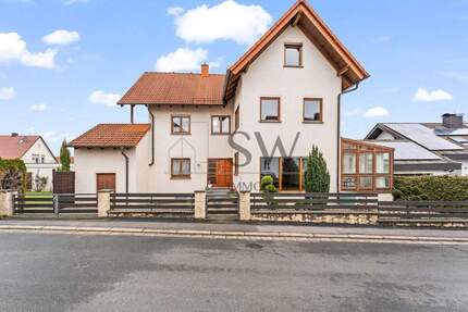 Haus Burgebrach - 9 Zimmer, 227 m&sup2;, 499.000&euro; | Angebot:25400594