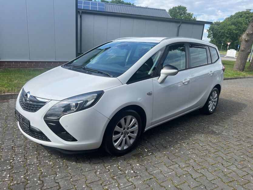 Opel Zafira 240.000 km 4.200 € Jaderberg 26349