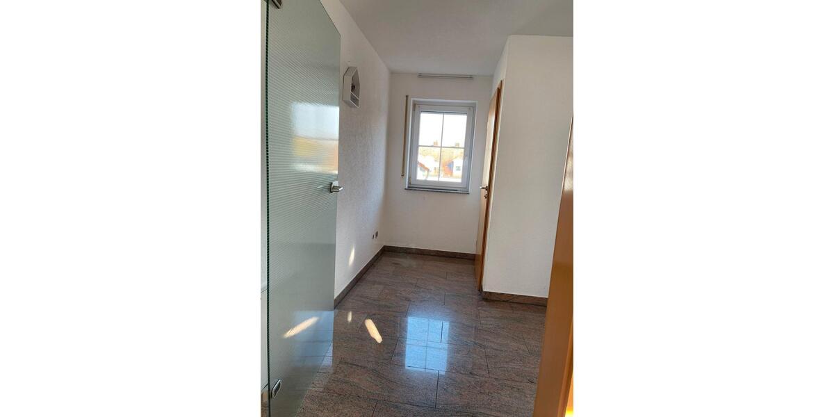 Doppelhaushälfte Bad Rappenau - 8 Zimmer, 213 m&sup2;, 520.000&euro; | Angebot:27050149