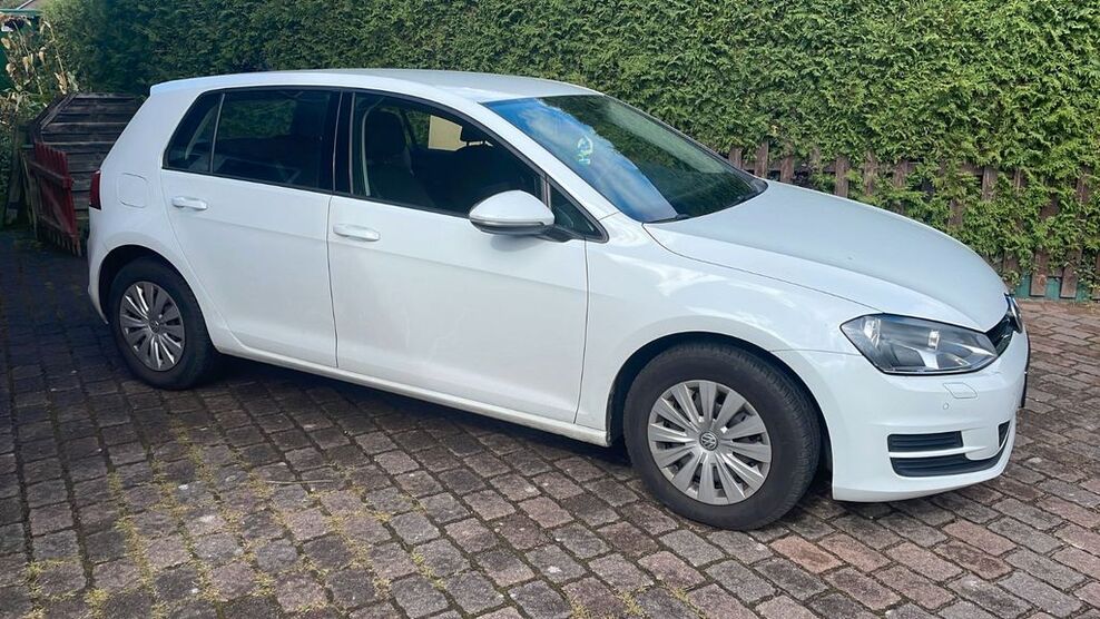 VW Golf 120.000 km 8.000 € Winsen (Luhe) 21423