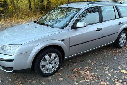 Ford Mondeo 131.999 km 3.499 € Hamburg 22547