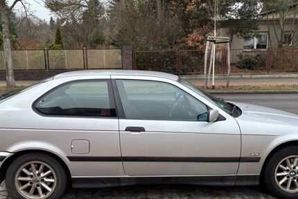 BMW 316 120.000 km 2.200 &euro; Werder (Havel) 14542