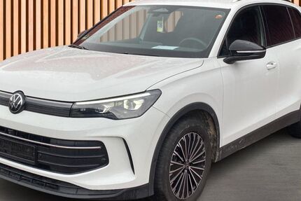VW Tiguan 23.857 km 33.890 &euro; Dresden 01328